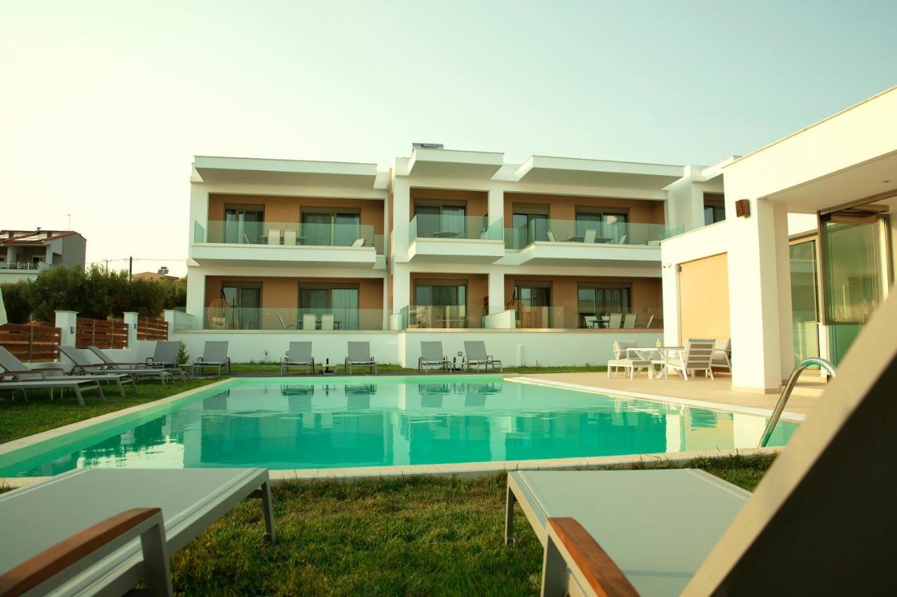 Aparthotel Le Grand Rêve à Gerakini Extérieur photo